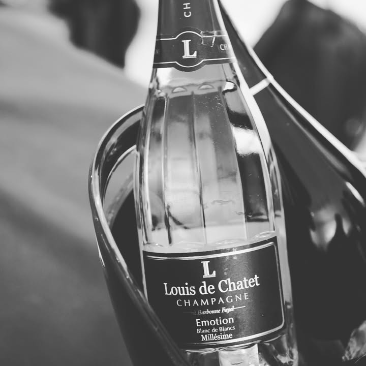Notre cuvée Émotion continue son voyage… ✨ Et elle était naturellement au rendez-vous lors du salon 